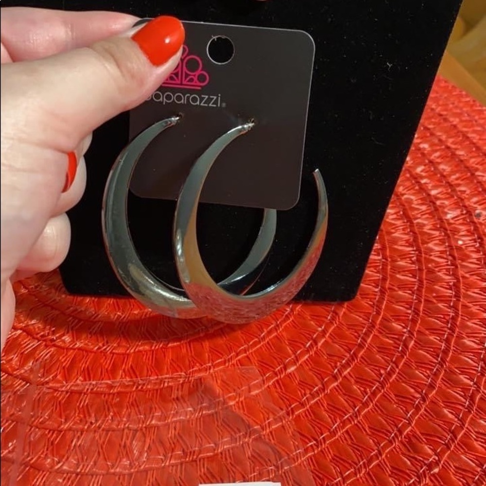 Paparazzi Gunmetal Hoops